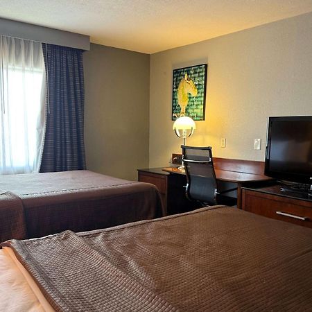 Travelodge By Wyndham Bloomington Kültér fotó