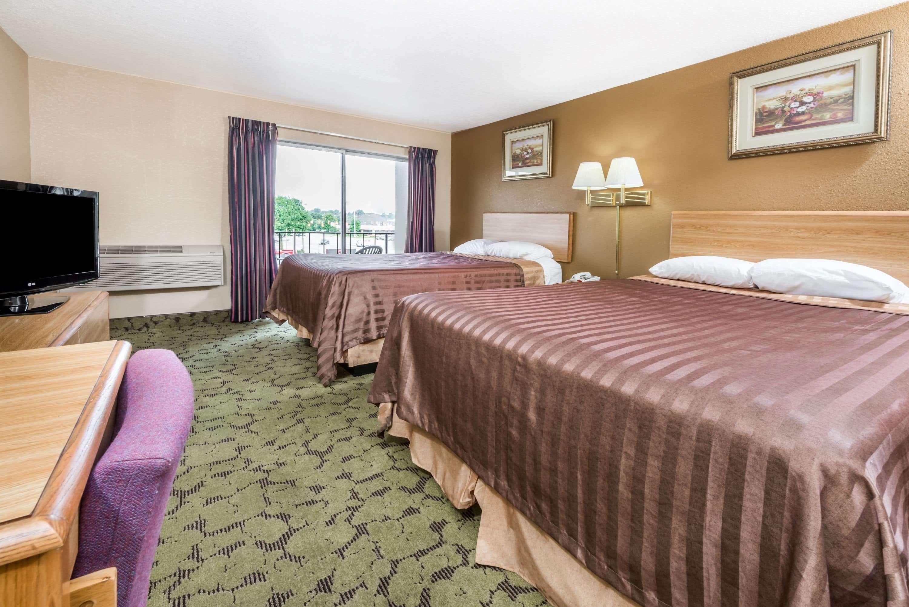 Travelodge By Wyndham Bloomington Kültér fotó