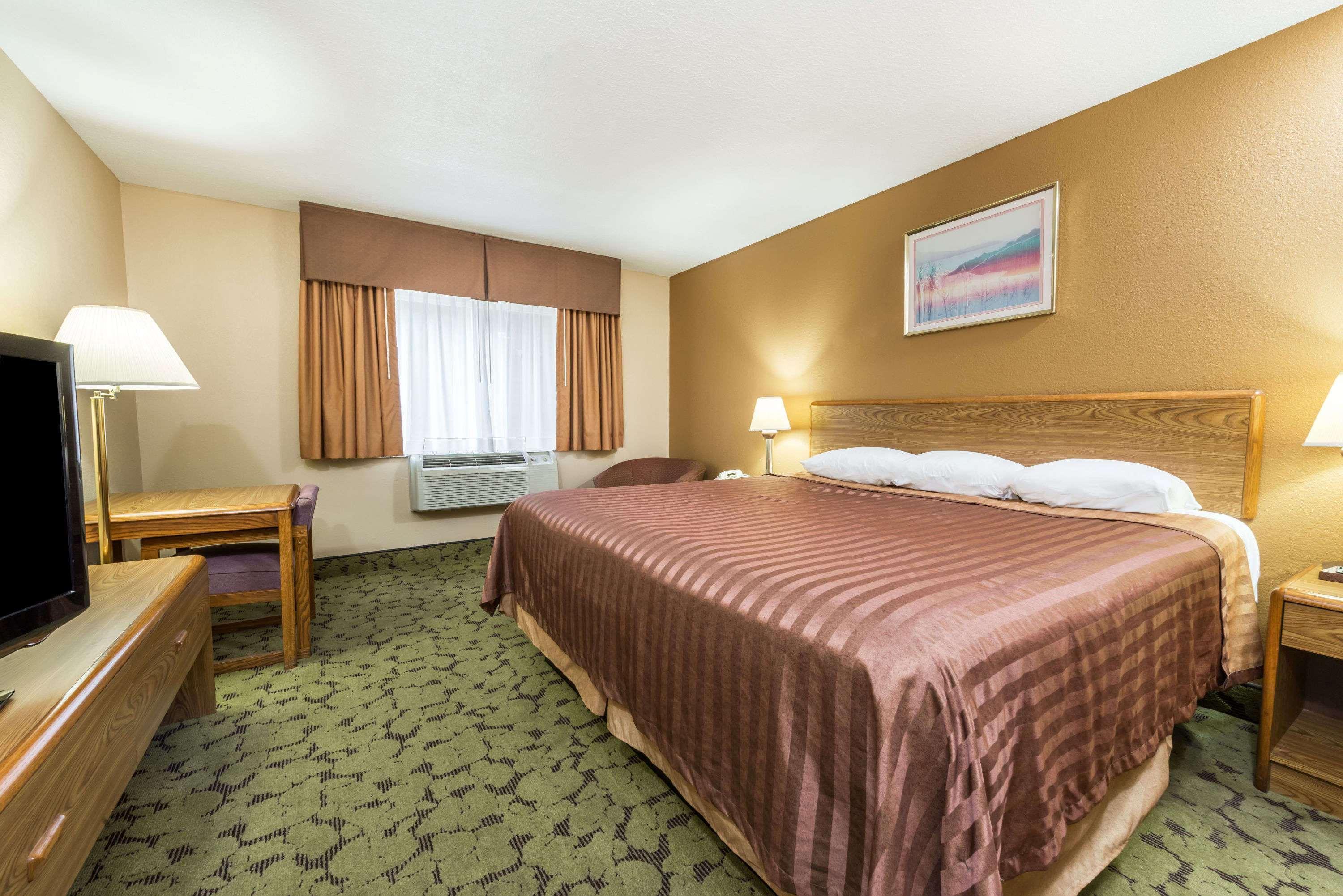 Travelodge By Wyndham Bloomington Kültér fotó