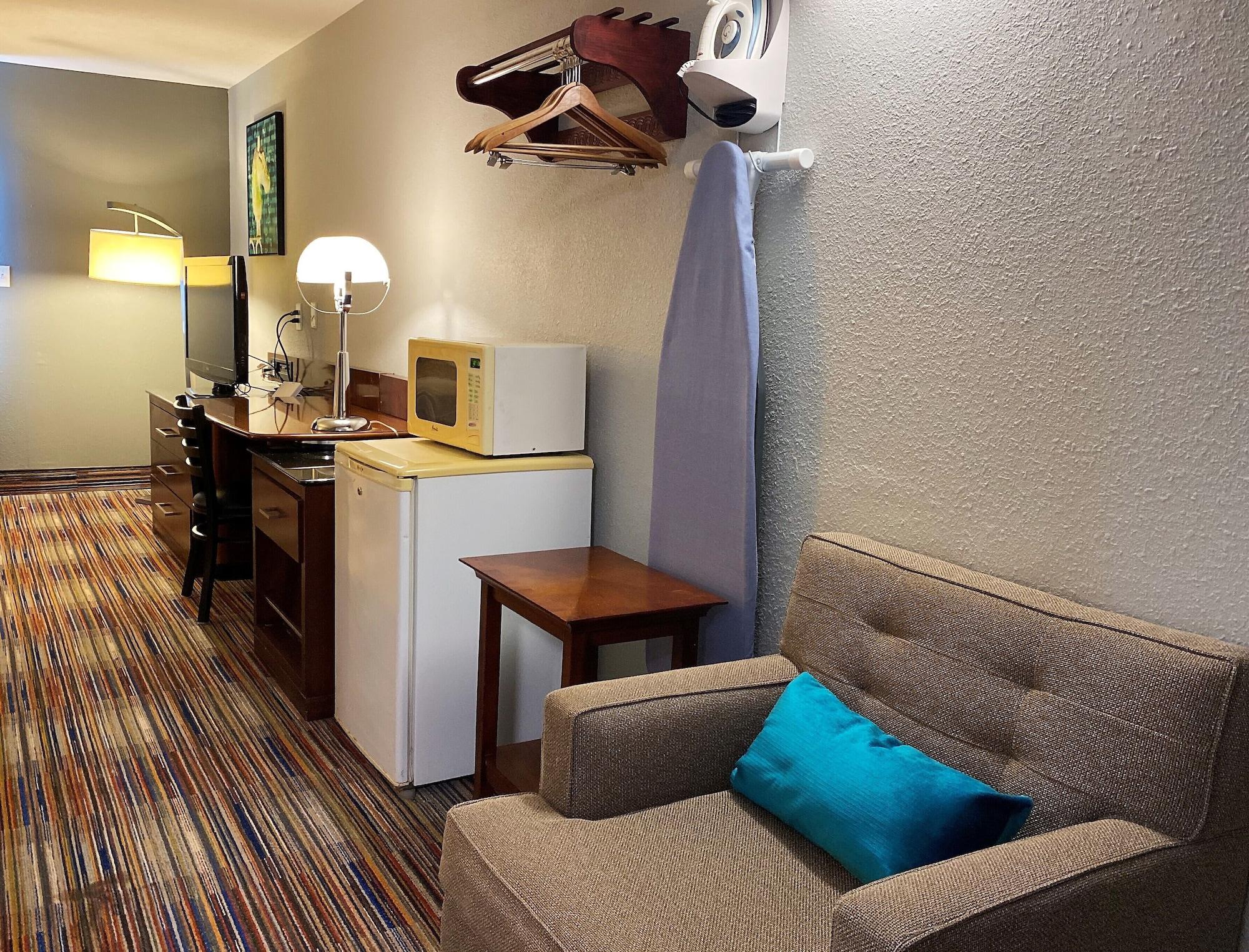 Travelodge By Wyndham Bloomington Kültér fotó