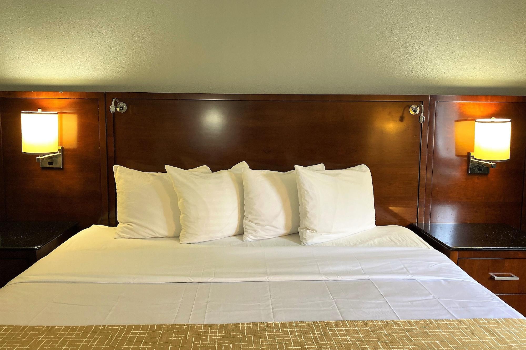 Travelodge By Wyndham Bloomington Kültér fotó
