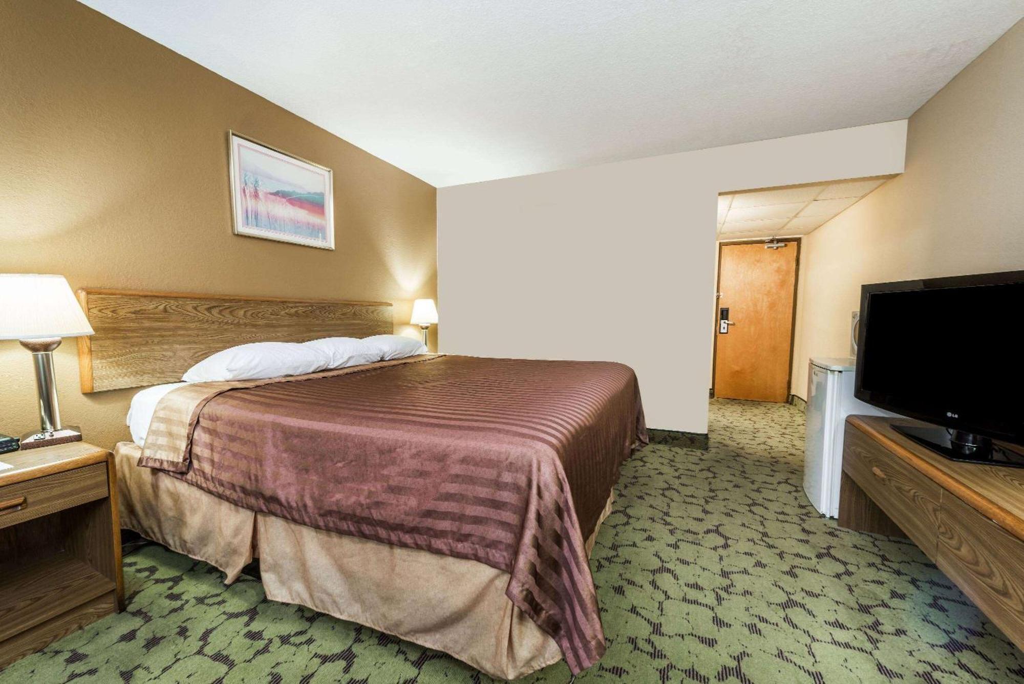 Travelodge By Wyndham Bloomington Kültér fotó