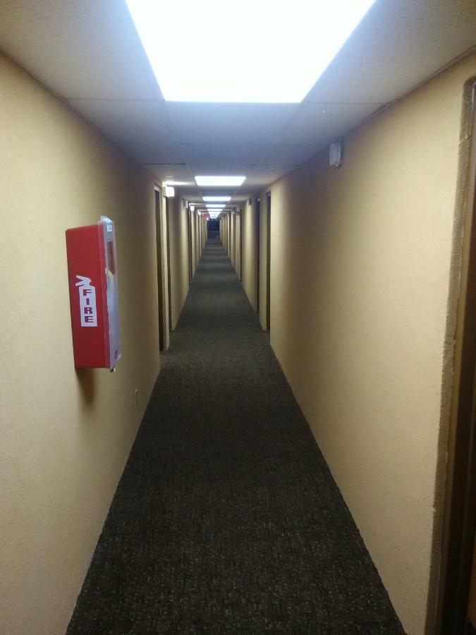 Travelodge By Wyndham Bloomington Kültér fotó